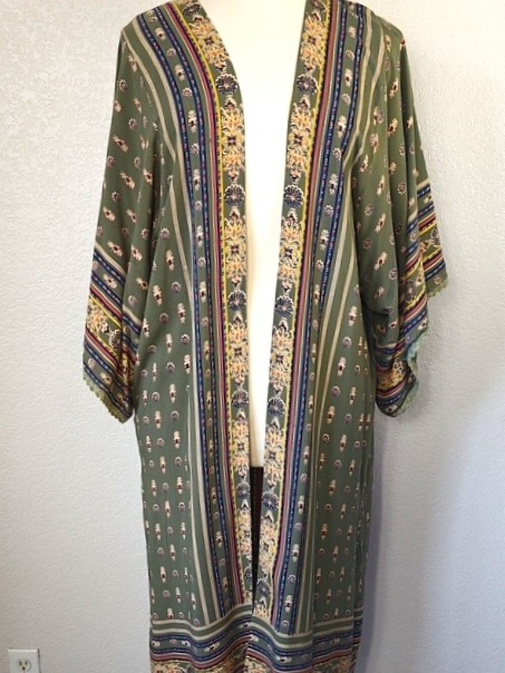 Angie Size M Boho Kimono Duster Cover Up Warm Autumn Earthy Green Crochet Trim
